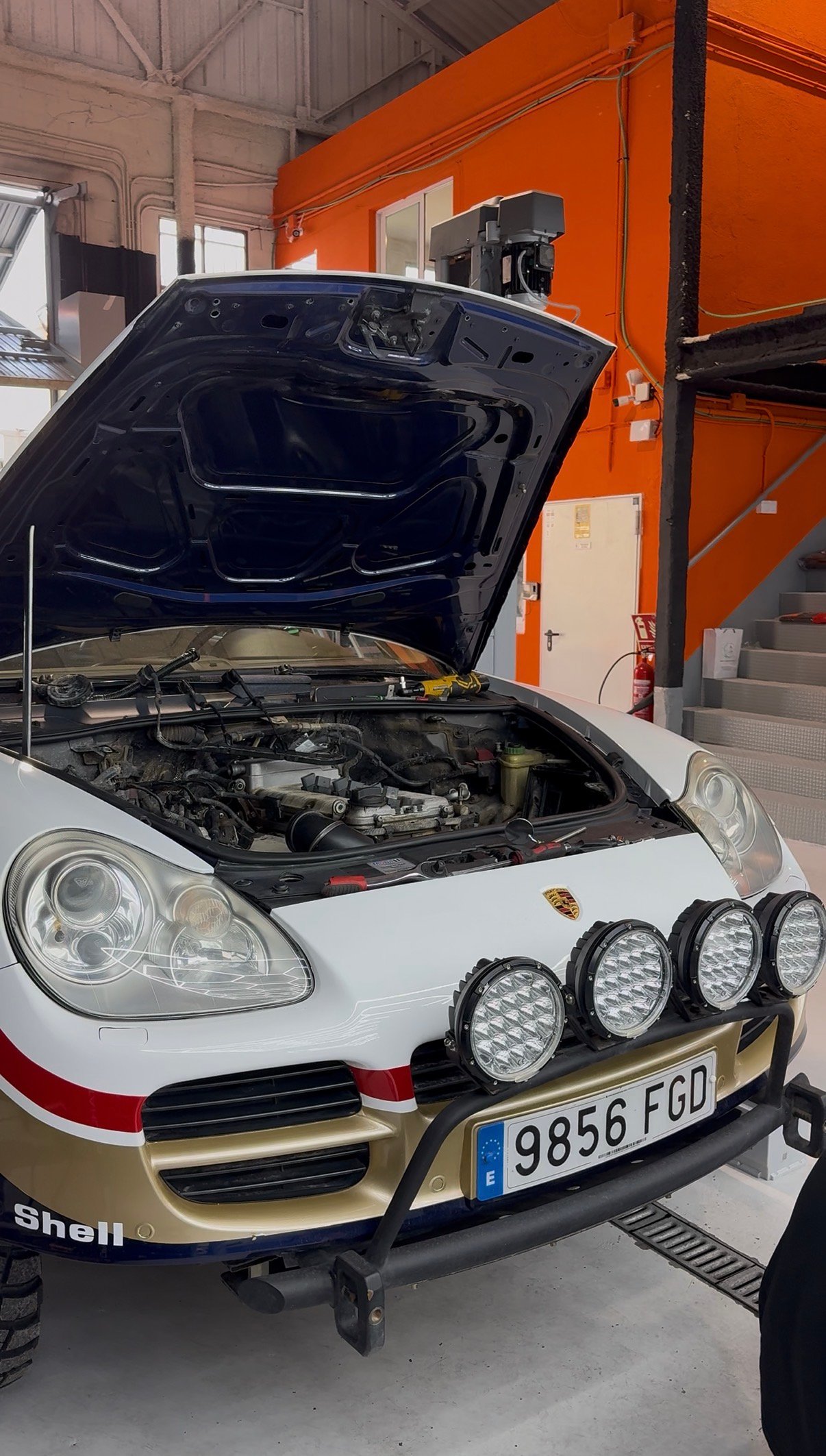 Orange Storm 23 — Taller, imagen 3